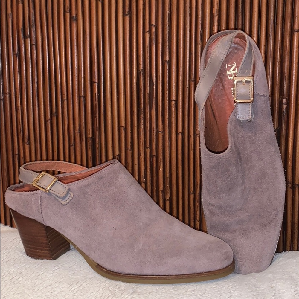 Natalia Blanco taupe heeled with heel strap